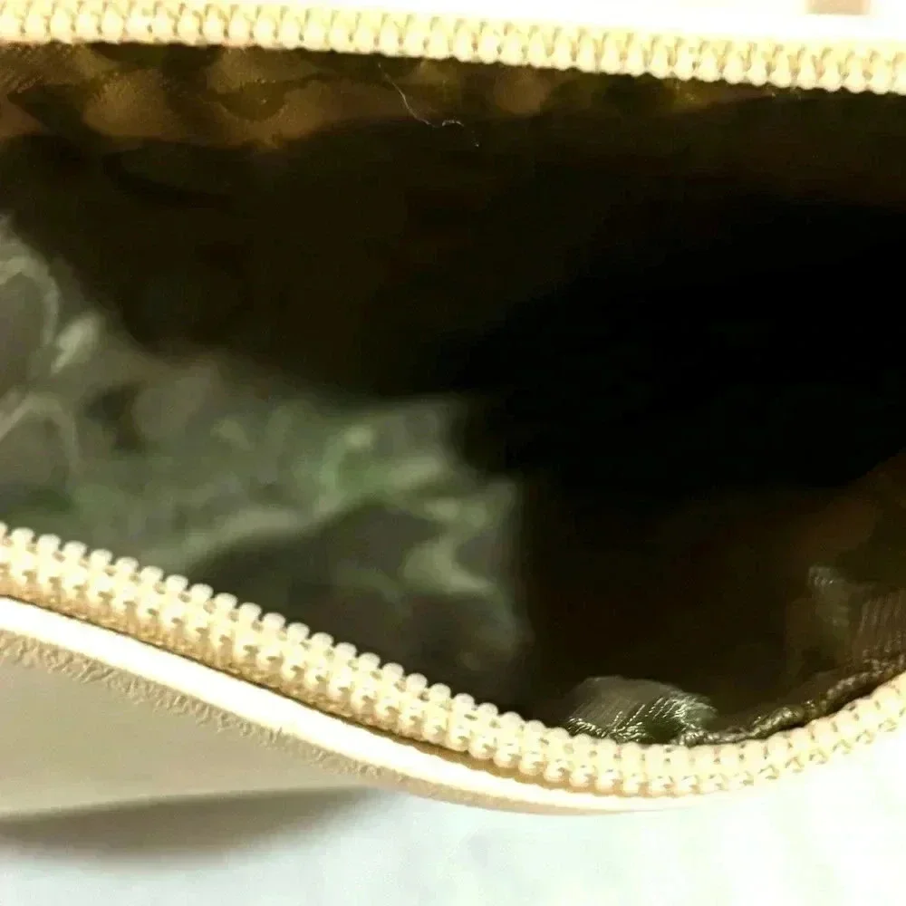 Coach vintage beige leather wristlet wallet